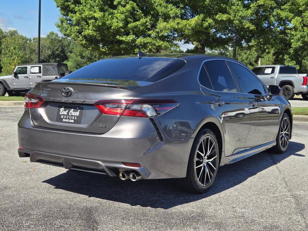 Used 2024 Toyota Camry SE FWD image 7