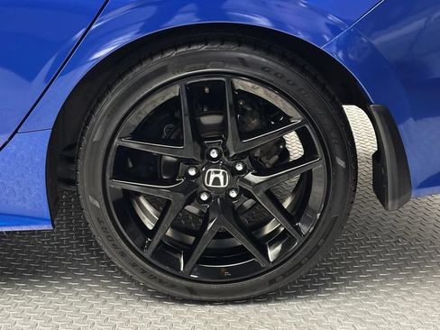 Used 2024 Honda Civic Sport image 6