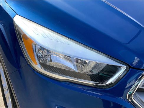 Used 2018 Ford Escape SE image 27