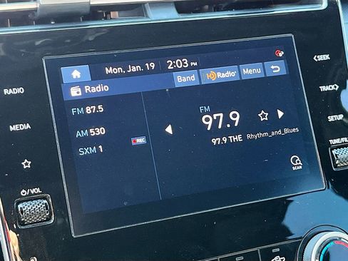 Used 2023 Hyundai Santa Cruz Night image 14