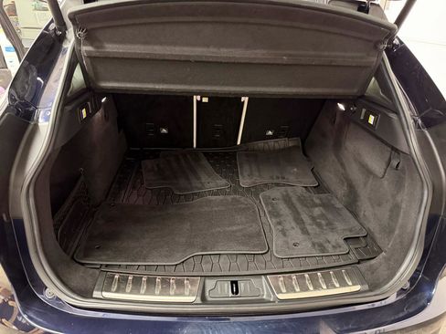 Used 2019 Jaguar F-PACE Prestige image 31