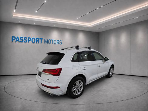Used 2023 Audi Q5 2.0T Premium w/ Convenience Package AWD/4WD image 4