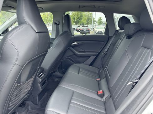 Used 2025 Audi Q6 e-tron Premium Plus w/ Premium Plus AWD/4WD image 31
