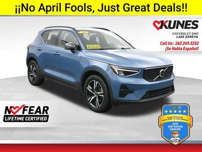 Used 2024 Volvo XC40 B5 Core