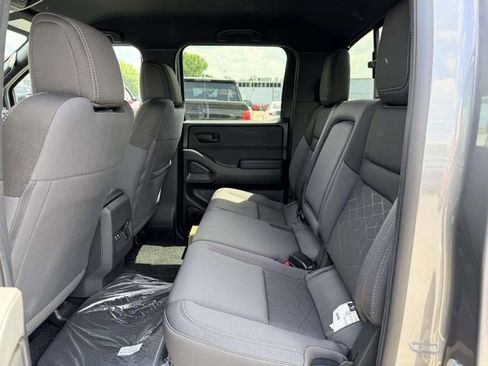 New 2026 Nissan Frontier SV w/ SV Convenience Package AWD/4WD image 13
