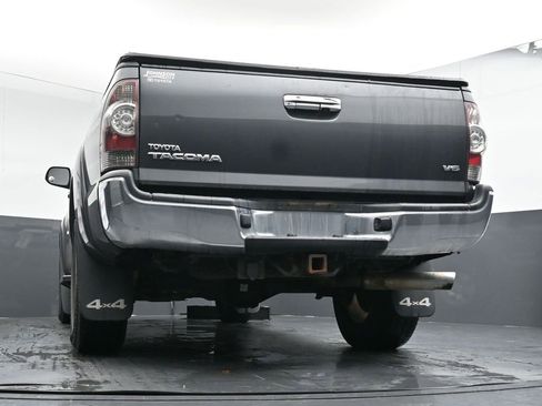 Used 2015 Toyota Tacoma 4x4 Double Cab image 33