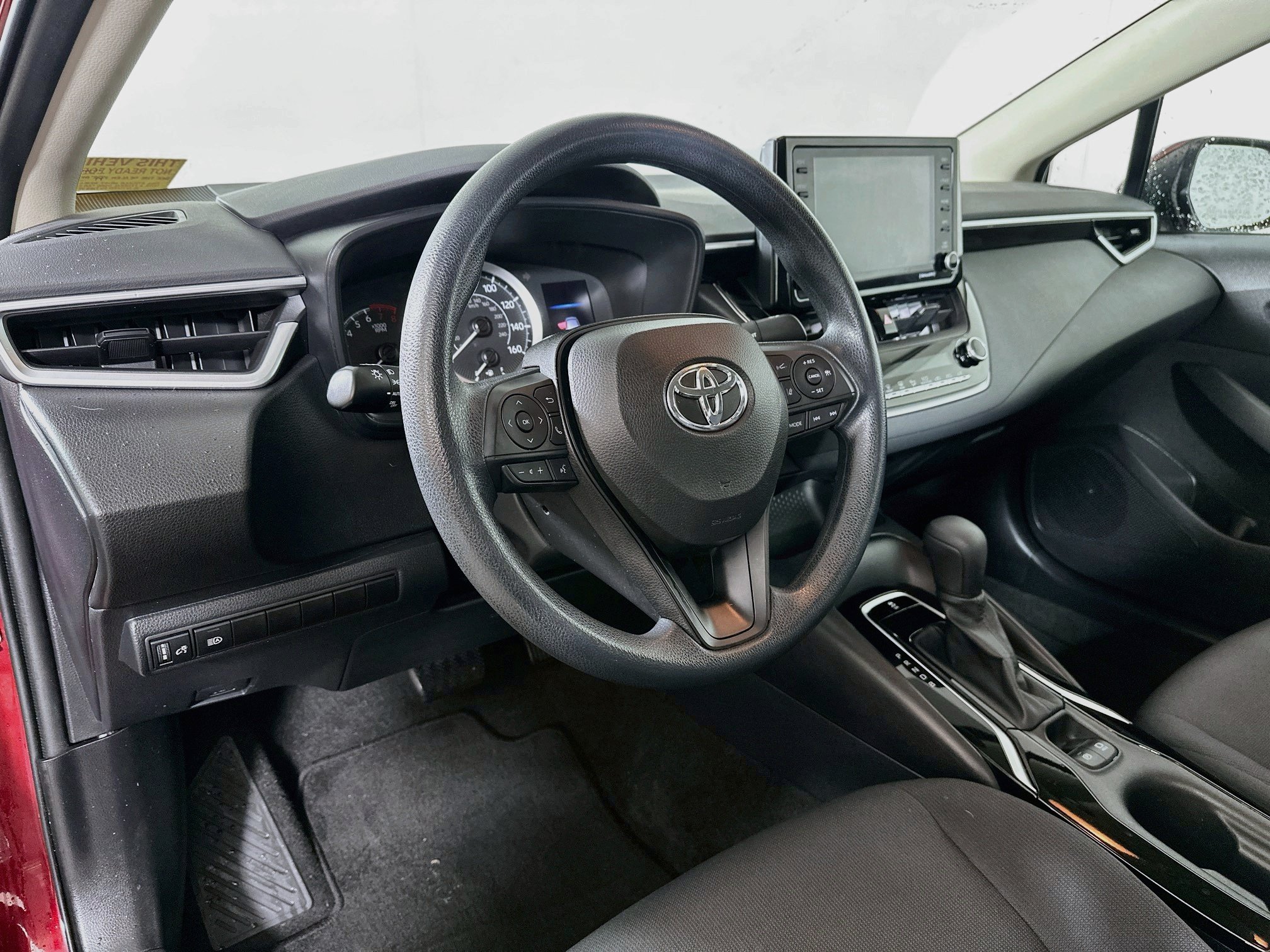 Certified 2022 Toyota Corolla LE w/ Carpet Mat Package (TMS) FWD image 9