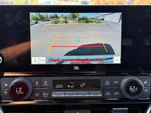 Certified 2024 Toyota Grand Highlander AWD image 31