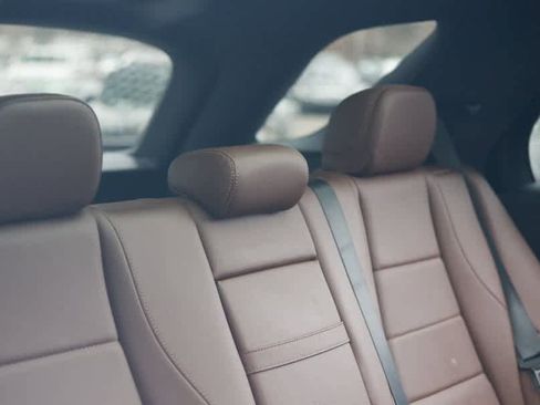 Used 2024 Mercedes-Benz GLE 350 4MATIC w/ Driver Assistance Package image 28