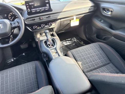 Certified 2027 Honda HR-V Sport image 15