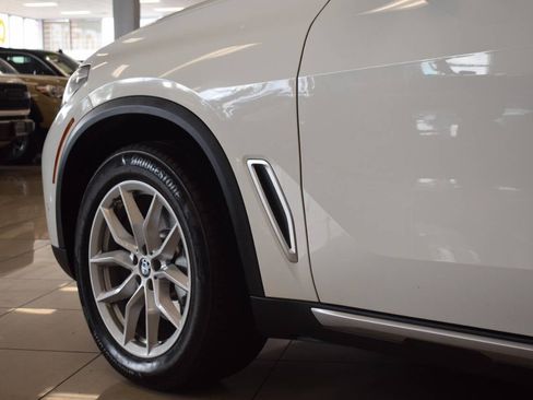 Used 2020 BMW X5 xDrive40i AWD/4WD image 23