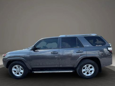 Used 2014 Toyota 4Runner SR5 RWD image 7