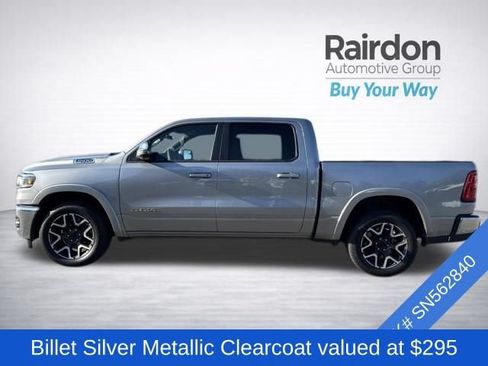 Used 2025 RAM 1500 Laramie AWD/4WD image 4