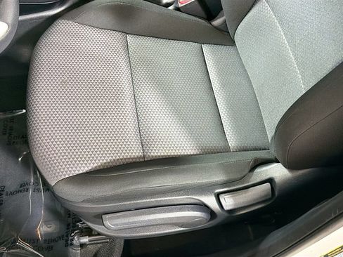 Used 2024 Kia Soul LX FWD image 19