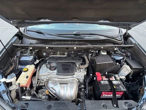 Used 2013 Toyota RAV4 Limited FWD image 28
