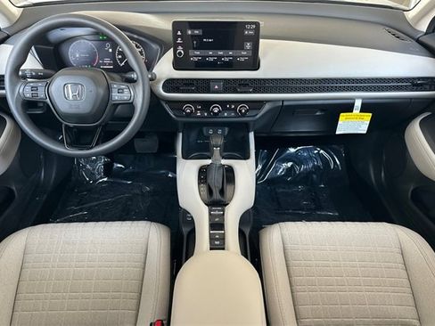 New 2026 Honda HR-V LX image 15