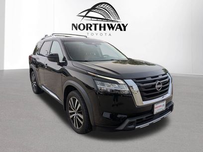 Used 2023 Nissan Pathfinder Platinum