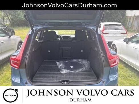 Used 2024 Volvo XC40 Recharge Plus w/ Protection Package Premier RWD image 11