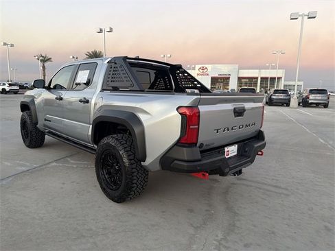 Certified 2025 Toyota Tacoma Trailhunter image 7