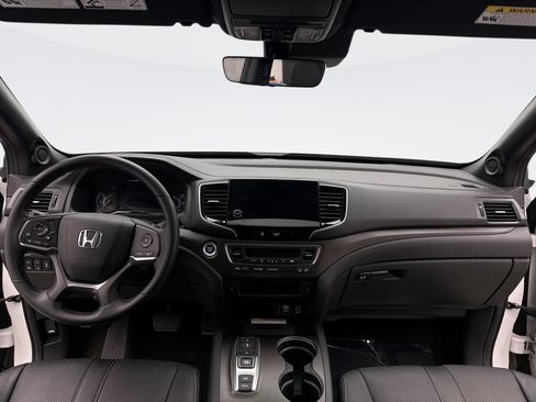 Used 2023 Honda Passport TrailSport image 14