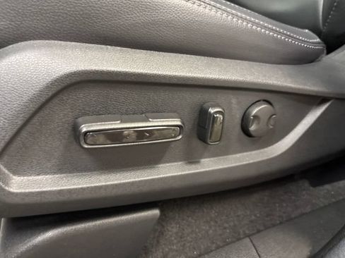 Used 2024 Honda Pilot Touring image 33
