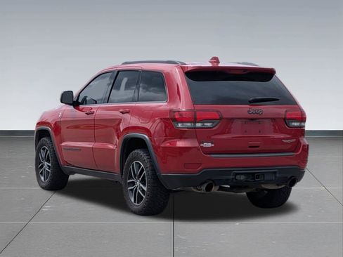 Used 2017 Jeep Grand Cherokee Trailhawk w/ Trailhawk Luxury Group AWD/4WD image 4