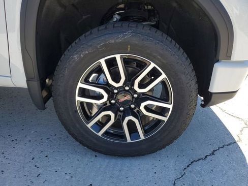 New 2026 GMC Sierra 1500 AT4 w/ AT4 Premium Package AWD/4WD image 6