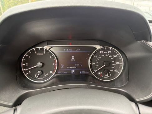 Used 2024 Nissan Altima 2.5 SV image 16