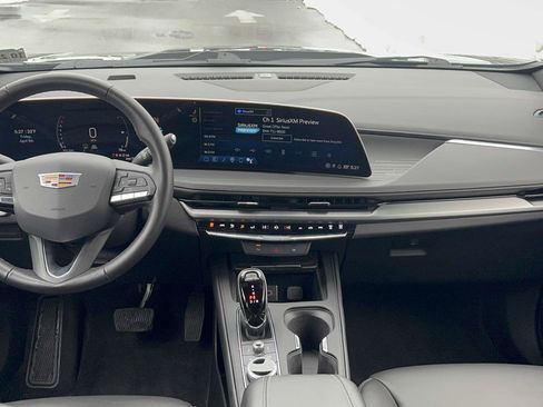 Used 2025 Cadillac XT4 Premium Luxury AWD/4WD image 27