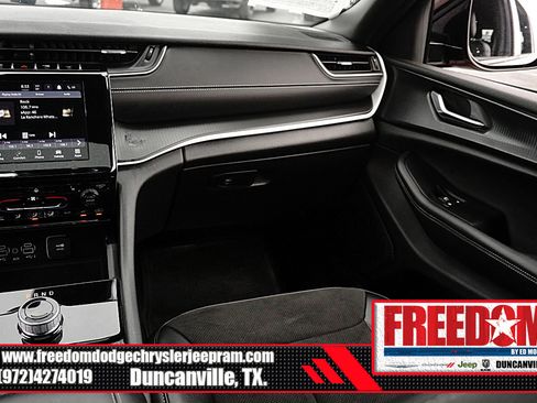 Certified 2024 Jeep Grand Cherokee L Altitude RWD image 38