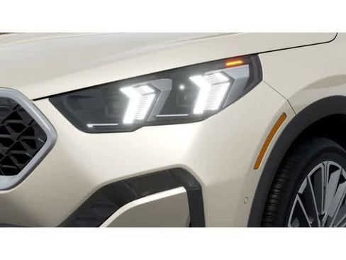 New 2026 BMW X2 xDrive28i w/ Technology Package image 7