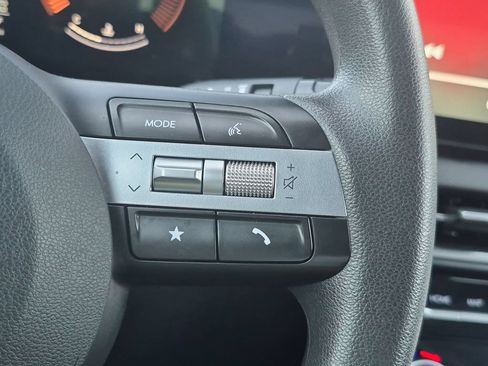 Used 2025 Hyundai Santa Cruz SEL AWD/4WD image 22