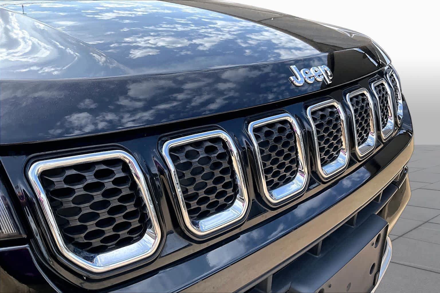 Used 2023 Jeep Compass Limited AWD/4WD image 27