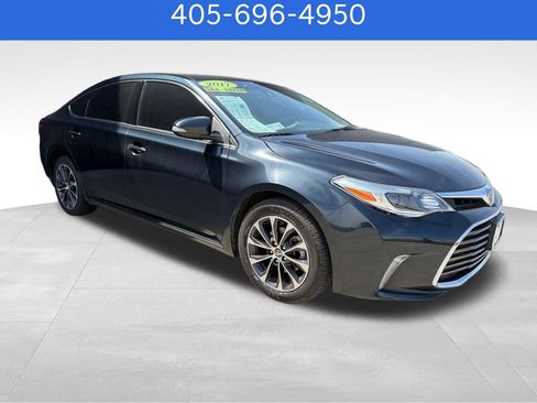 Used 2017 Toyota Avalon XLE FWD image 8