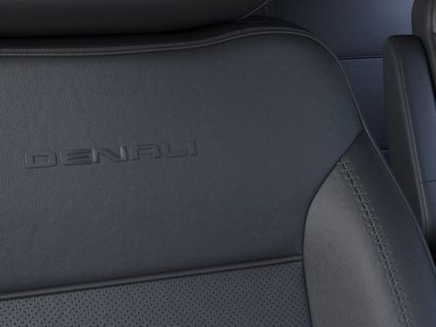 New 2026 GMC Yukon Denali w/ Sun & Power Step Package image 21
