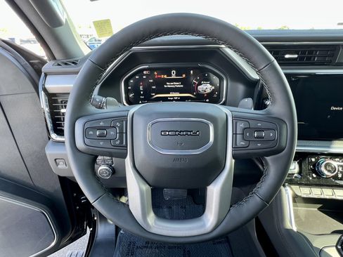 New 2026 GMC Sierra 1500 Denali w/ Denali Reserve Package image 18