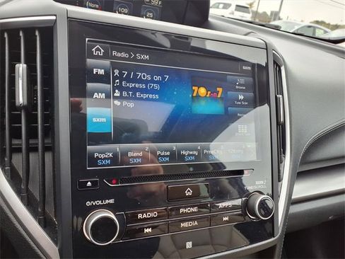 Used 2018 Subaru Impreza 2.0i Limited image 16