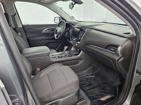 Used 2019 Chevrolet Traverse LT FWD image 28
