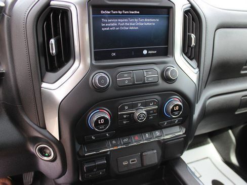 Used 2020 Chevrolet Silverado 1500 RST w/ True North Edition AWD/4WD image 10