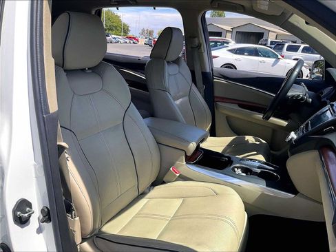 Used 2017 Acura MDX SH-AWD image 10