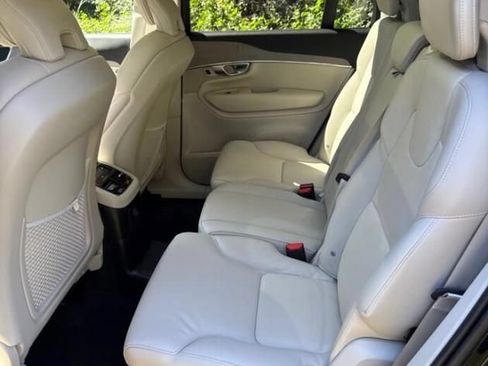 Used 2025 Volvo XC90 T8 Core w/ Climate Package AWD/4WD image 4