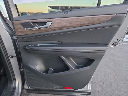 New 2026 Volkswagen Atlas SEL image 30