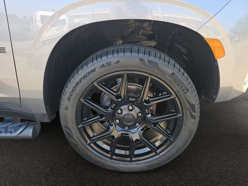 Used 2021 Chevrolet Tahoe Z71 AWD/4WD image 41