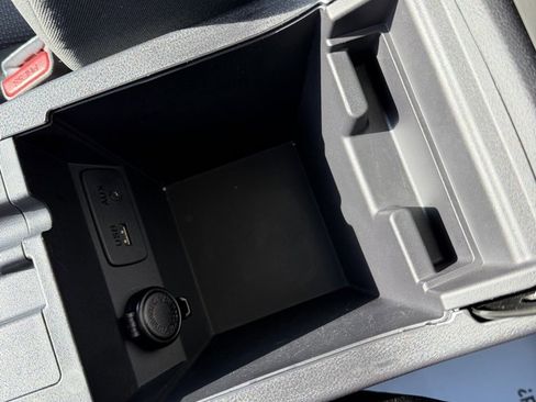 Used 2017 Subaru Impreza 2.0i image 17