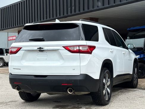 Used 2019 Chevrolet Traverse LT w/ LT Premium Package FWD image 8