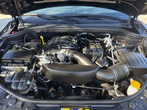 Used 2024 Dodge Durango GT image 16