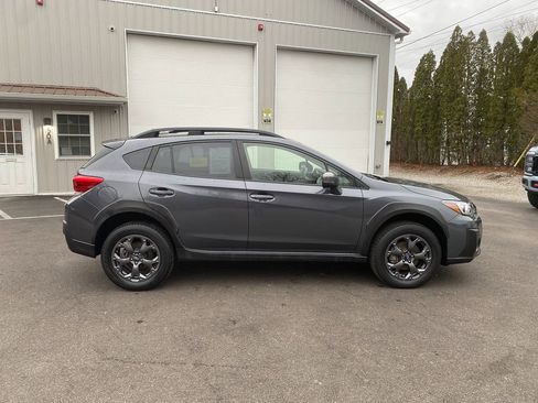 Used 2021 Subaru Crosstrek 2.5i Sport w/ Moonroof Package image 4