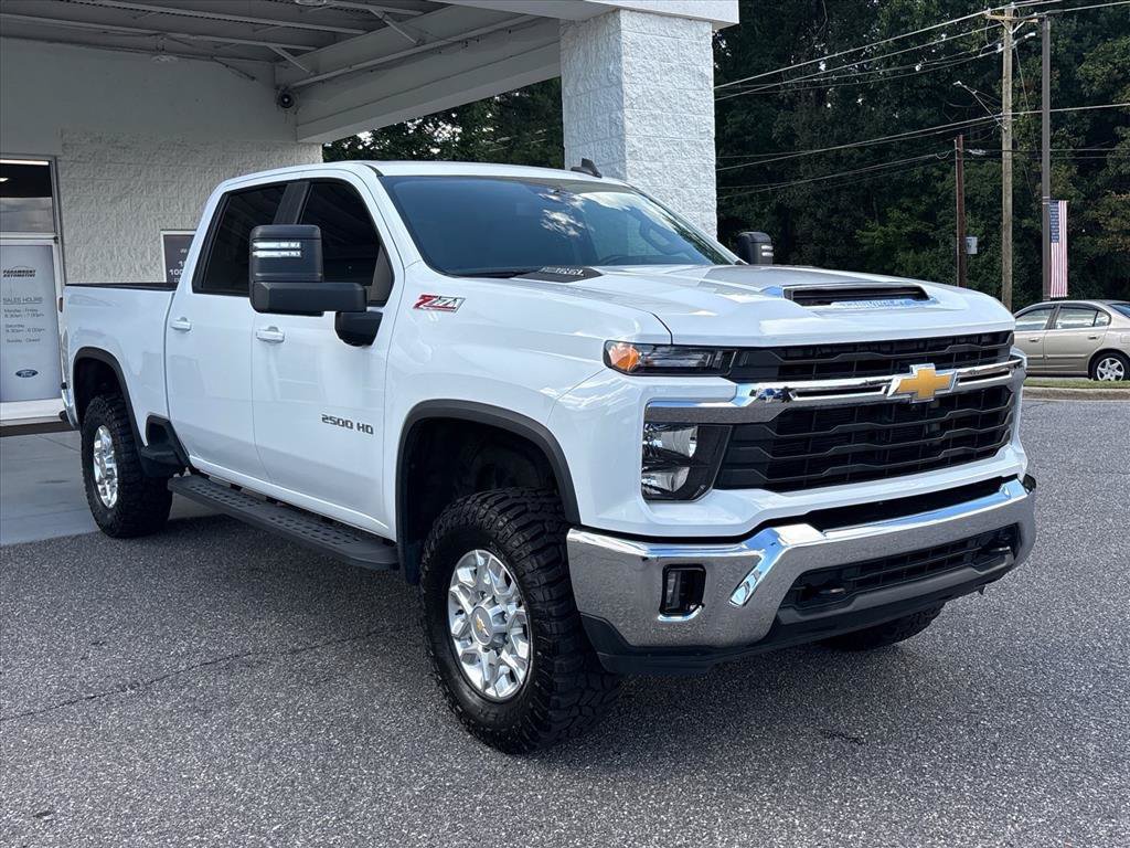 Used 2024 Chevrolet Silverado 2500 LT w/ All Star Edition AWD/4WD image 22