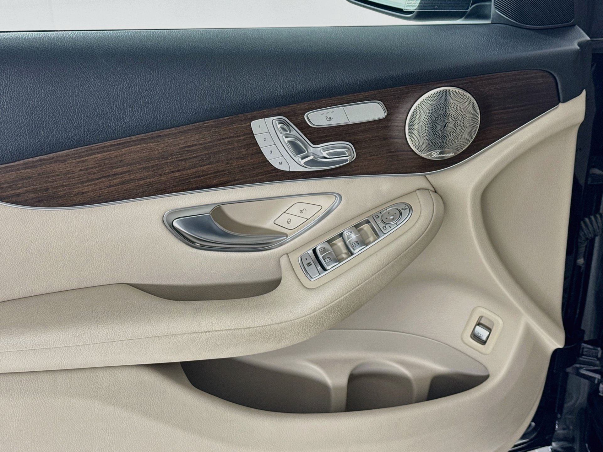 Certified 2021 Mercedes-Benz GLC 300 image 18