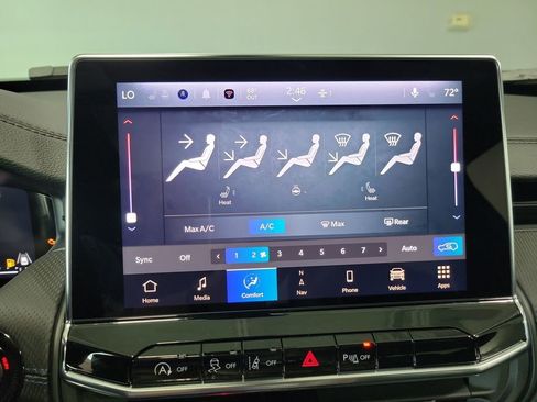 New 2026 Jeep Compass Limited w/ Sun, Sound & Navigation Group image 16